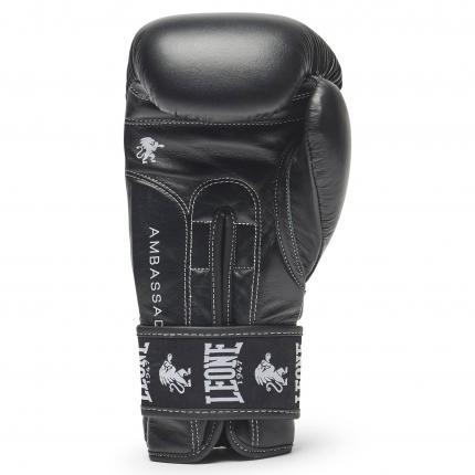 Gants de boxe Ambassador noir gn207 de Leone 1947 sur ring et tatami .com
