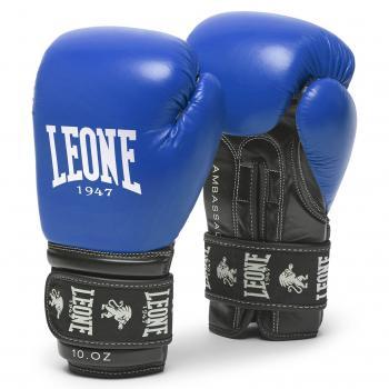 Gants de boxe Ambassador bleu gn207 de Leone 1947 sur ring et tatami .com